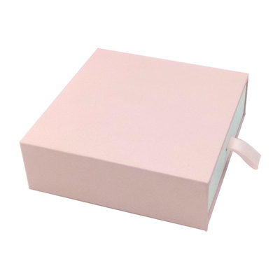 satın al VAC Tepsisi Sert Hediye Kutuları CMYK 4C Ofset Pembe Manyetik Kutu online manufacture